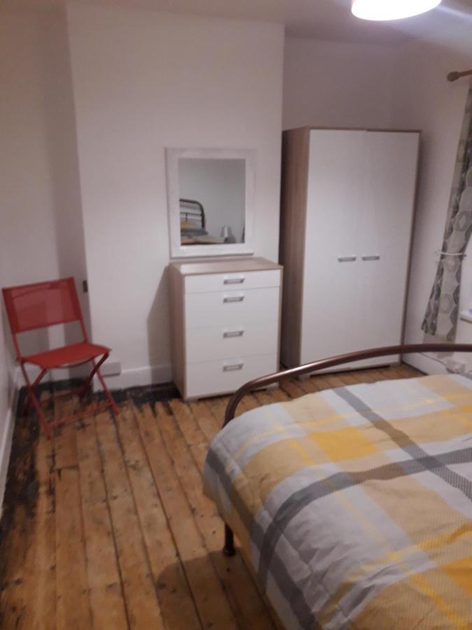 Apartmán Cosy @ Coleraine Beside Train+Bus Station Exteriér fotografie